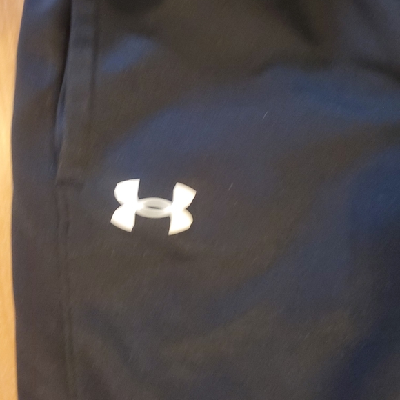 Under Armour Sweatpants Track Wind Lightweight Mesh lined L Black - Picture 2 of 3